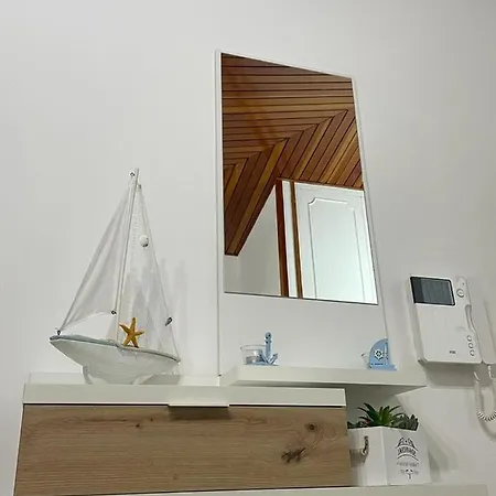 Holiday home The White Sail - With Terrace - Casa Di Vincenzo E Andrea